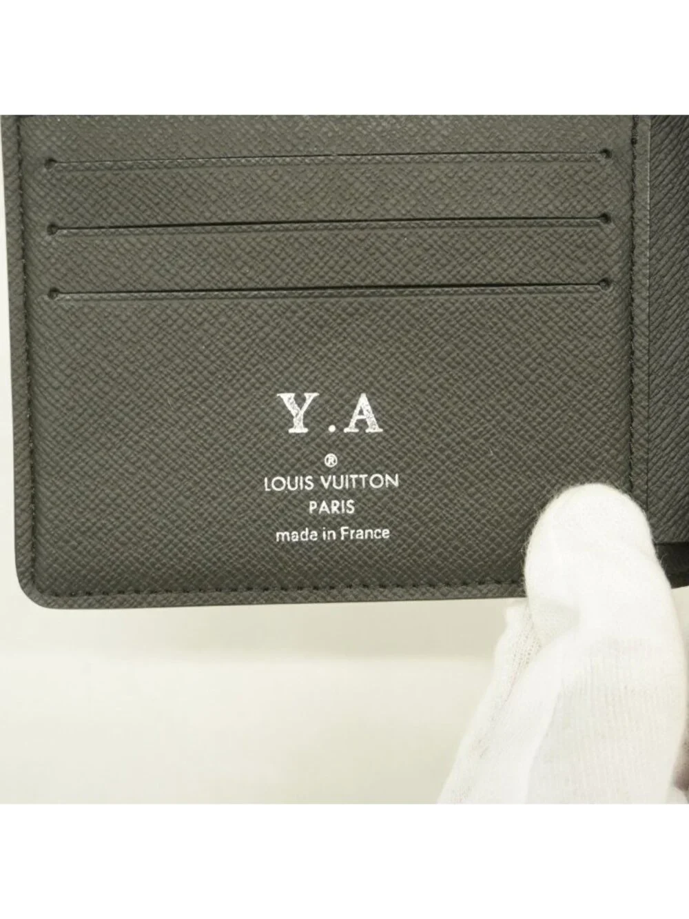 Louis Vuitton Billfold Taiga Portefeuille Multiple Ardoise Wallet